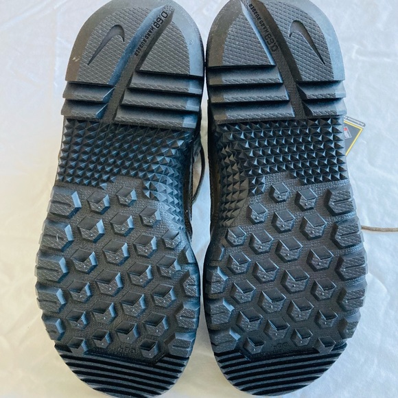 NWB Nike SFB 2 Realtree 8” Goretex boots, size 7.5. - Picture 6 of 13